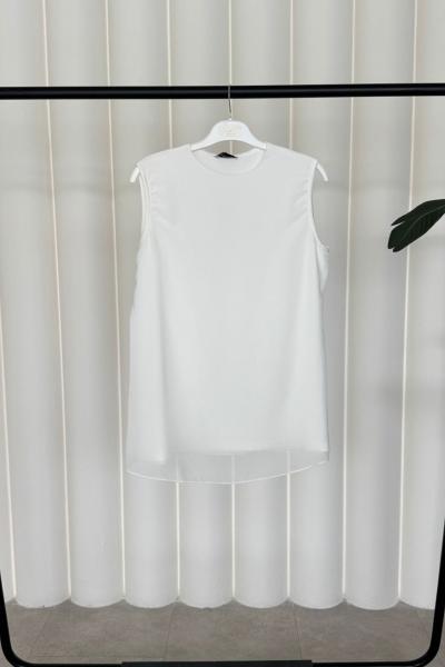 Azra İçlik Beyaz  Beyaz