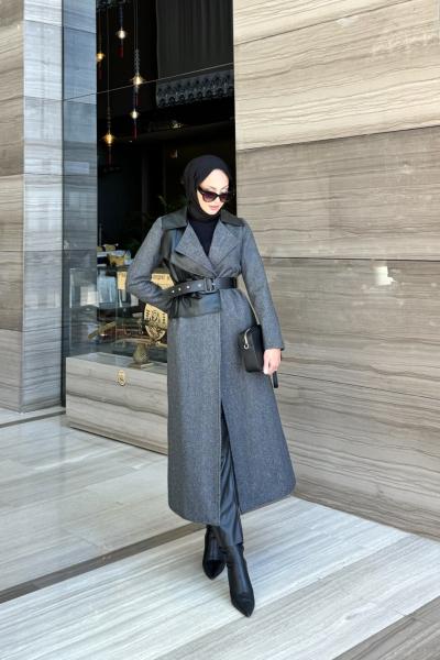 Dilara Kaban Siyah Siyah