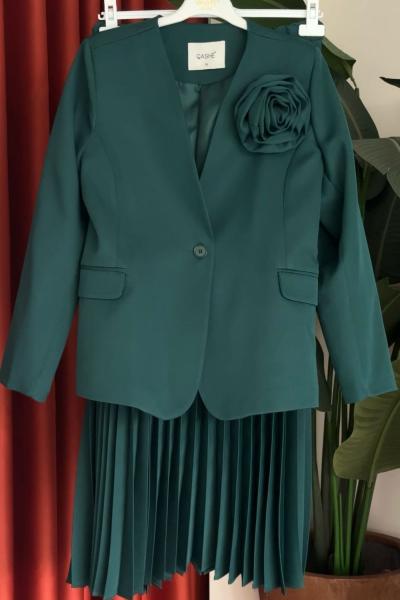 Gözde Etekli Takım Zümrüt Zümrüt