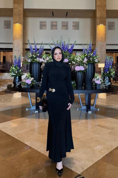 Güler Elbise Siyah Siyah