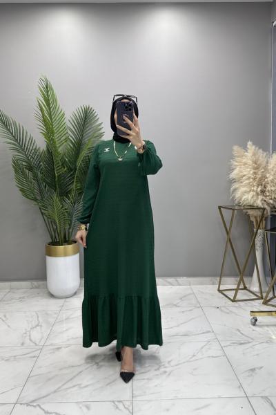 Ebrar Broşlu Elbise Zümrüt Zümrüt