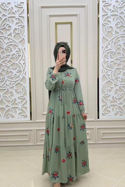 Aker Tesettür Nakışlı Şifon Elbise Yeşil Yeşil