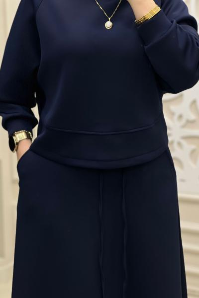 Işıl Takım Lacivert