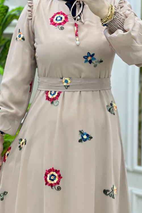 Nazlı Elbisem Krem